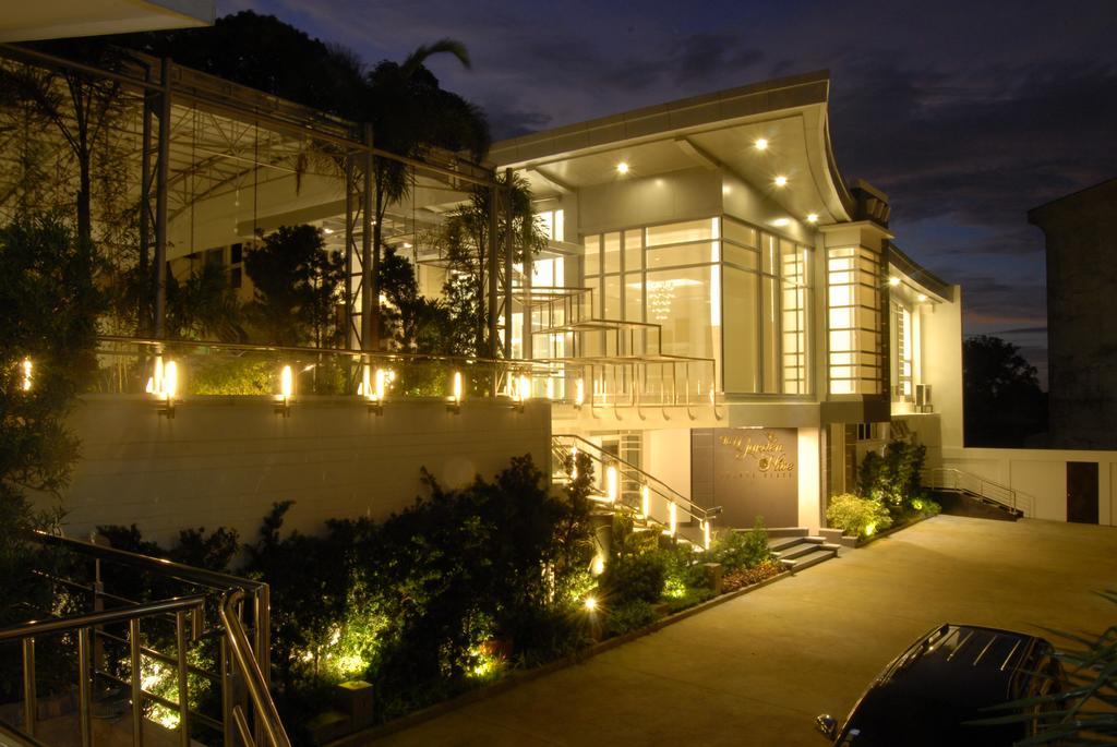 The Citywalk Suites Apartment Antipolo Esterno foto